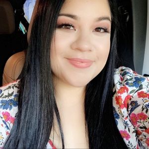 Meet your Posher, Jasmine